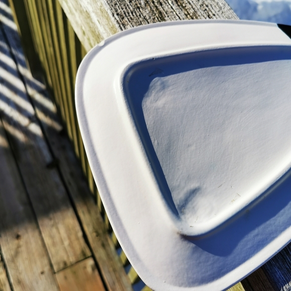 Triangular Cow / Bull Pottery Platter - Picture 9 of 12